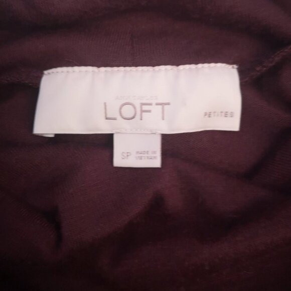 Anne Taylor Loft Ladies Size Small Burgundy Lightweight Turtleneck - Picture 3 of 9